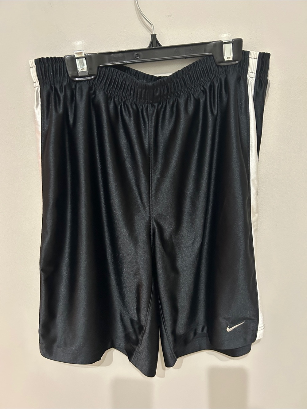 Nike Youth Athletic Polyester Shorts with White Side Panels.  XL (18-20)